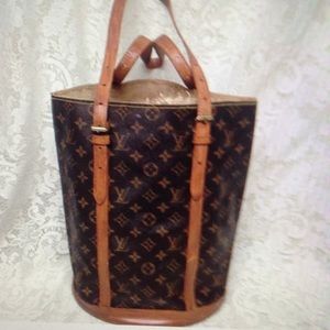 Authentic Louis Vuitton Brown Mono GM Bucket  SBag